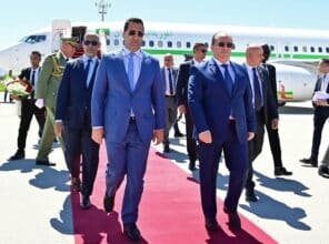 الوزير الأول الجزائري رفقة نظيره الموريتاني